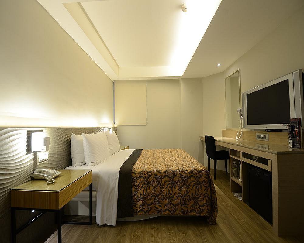 Royal Garden Hotel Taipeh Exterior foto